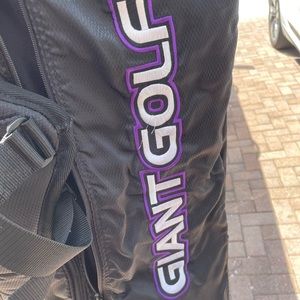 stand bag By Giant G o l f 
Comes With Rain Cover